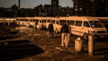 Afrique du Sud: 16 personnes brûlées vives dans un minibus-taxi après une collision