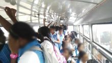  Transport public : une centaine d’élèves dans un bus, selon un receveur 