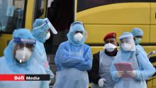 Coronavirus : des couches aux iPhones, les usines au secours d'une Chine en mal de masques