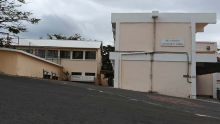 Bulletin de vote rapporté à la commission électorale : des enquêteurs du CCID à l’école primaire Dr Idrice Goomany