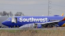 Etats-Unis : la passagère d'un avion tuée après une défaillance de moteur