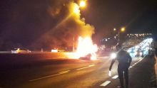 Trianon : une voiture prend feu après une sortie de route