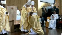 Ordination épiscopale de Mgr Michel Moura : «Les fidèles doivent être patients avec leur nouvel évêque», souligne le Cardinal Piat