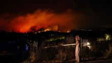 Incendie en Grèce: 180 sapeurs-pompiers et des moyens matériels envoyés en renfort