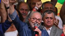 Brésil: la victoire de Lula saluée dans le monde, mandat compliqué en vue