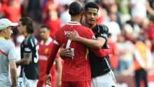 Angleterre: Arsenal courageux à Anfield, Chelsea chanceux malgré la défaite