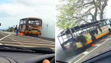 Cascavelle : un bus ravagé par le feu 