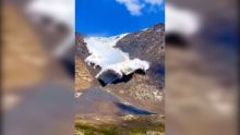 Un randonneur piégé par une avalanche alors qu’il filmait 