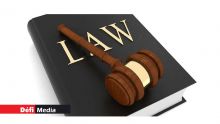 Council for vocational legal education : Les avocats, avoués et notaires ayant réussi aux examens