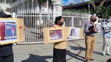 Port-Louis : manif de quelques citoyens contre le traitement des Ouïghours en Chine 