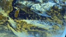 Météo : une perturbation tropicale pourrait évoluer en tempête et s’approcher de Maurice avec des rafales de 80 km/h