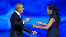 Yes, she can! Michelle et Barack Obama saluent en Harris l'espoir retrouvé