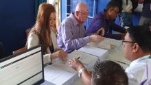 Nomination Day : les trois candidats mauves du no 20 sont arrivés