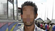 Lardé de coups de couteau - Akshay : «Il m’a attaqué car ma sœur a porté plainte contre lui»
