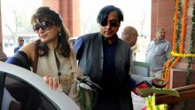 Inde : Shashi Tharoor inculpé pour la mort de son épouse