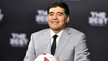 Maradona opéré pour une vieille blessure à une épaule