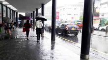 L'avis de pluies torrentielles levé : les fonctionnaires doivent reprendre le travail d’ici 12 h 30