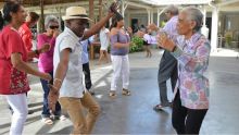 Fête des mères organisée par Radio Plus : moment de partage pour 93 personnes âgées 