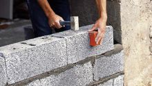 Construction : blocs de béton et agrégats plus chers