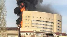 Un hôpital d'Istanbul ravagé par les flammes, les patients évacués