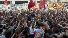 Brésil : l'ex-président Lula passe sa première nuit en prison