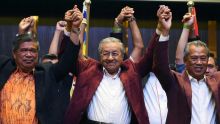 Malaisie : victoire historique de l'opposition de Mahathir Mohamad