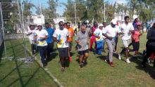 Pravind Jugnauth fait du jogging avec des athlètes rodriguais