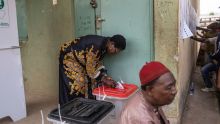 Les Nigérians votent pour élire leur prochain président lors d'un scrutin serré