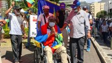 Protestation contre la cherté des prix des carburants : Nishal Joyram y participe en fauteuil roulant