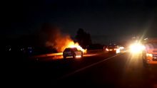 Beaux-Songes : une voiture prend feu 