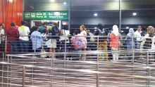 Oumra - des pèlerins en partance pour La Mecque bloqués à l’aéroport 