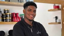 De livreur de pain à entrepreneur - Owen Gabriel : un jeune coiffeur qui a cru en ses rêves