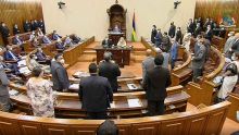 Covid-19 Bill et Quarantine Bill : les deux projets de loi votés au Parlement 