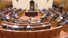 [Live] Parlement : la séance suspendue après l'expulsion de quatre députés de l'opposition
