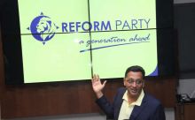  Politique : Bhadain lance le Reform Party avec pour symbole un lion