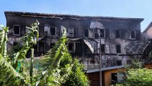 Au moins cinq morts dans le pire incendie depuis des décennies à La Réunion