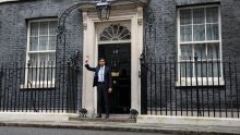 Nouveau Premier ministre britannique, Rishi Sunak avertit de décisions difficiles à venir