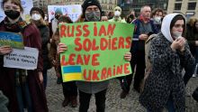 Manifestation de soutien à l'Ukraine devant l'ambassade de Russie à Varsovie