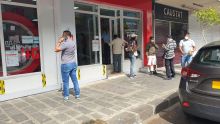 Covid-19 : Le personnel de la succursale Emtel de Curepipe en attente des résultats