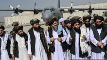 Les talibans fêtent leur victoire après le départ des Américains et la fin de 20 ans de guerre
