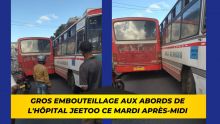 Gros embouteillage aux abords de l'hôpital Jeetoo ce mardi après-midi