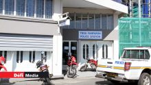 Port-Louis : interpellé pour non-respect du port du masque, il prend des policiers en photo à leur insu