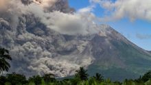 Indonésie: des villages recouverts de cendres après une éruption du volcan Merapi