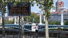 La canicule continue d'écraser la France, 50 départements en vigilance orange lundi