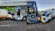 Calebasses : collision entre un autobus et une camionnette 