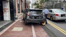 Port-Louis : une voiture clouée sur place pour non-respect des règles de stationnement