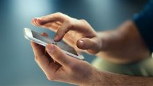Japon: une ville veut limiter à deux heures l'utilisation des smartphones
