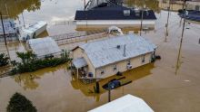Le bilan des inondations dans le Kentucky passe à 15 morts et pourrait doubler 