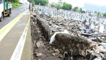 Pluies torrentielles : une partie du mur du cimetière St-Jean s’est effondrée, la paroisse ne pourra accepter les enterrements et les visites jusqu’à nouvel ordre