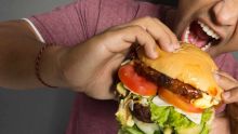 Journée de la malbouffe : certains dépensent jusqu’à Rs 6000 sur des fast-foods mensuellement